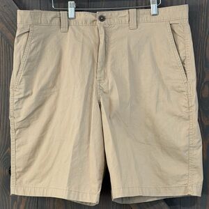 Magellan Outdoors Men’s Summerville FF Short Silver Mink‎ Tan Shorts Size 36 NWT